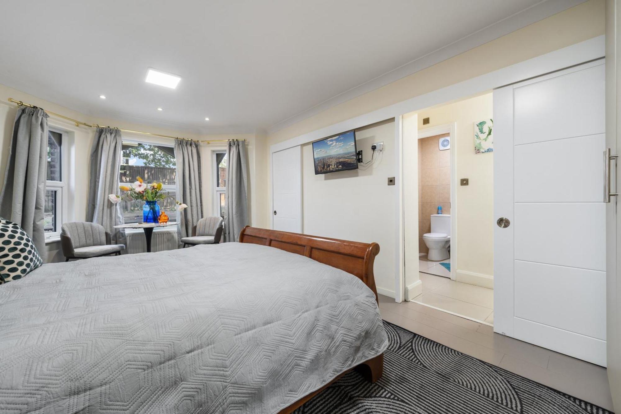 Leamington Park Studio With Parking London Eksteriør bilde