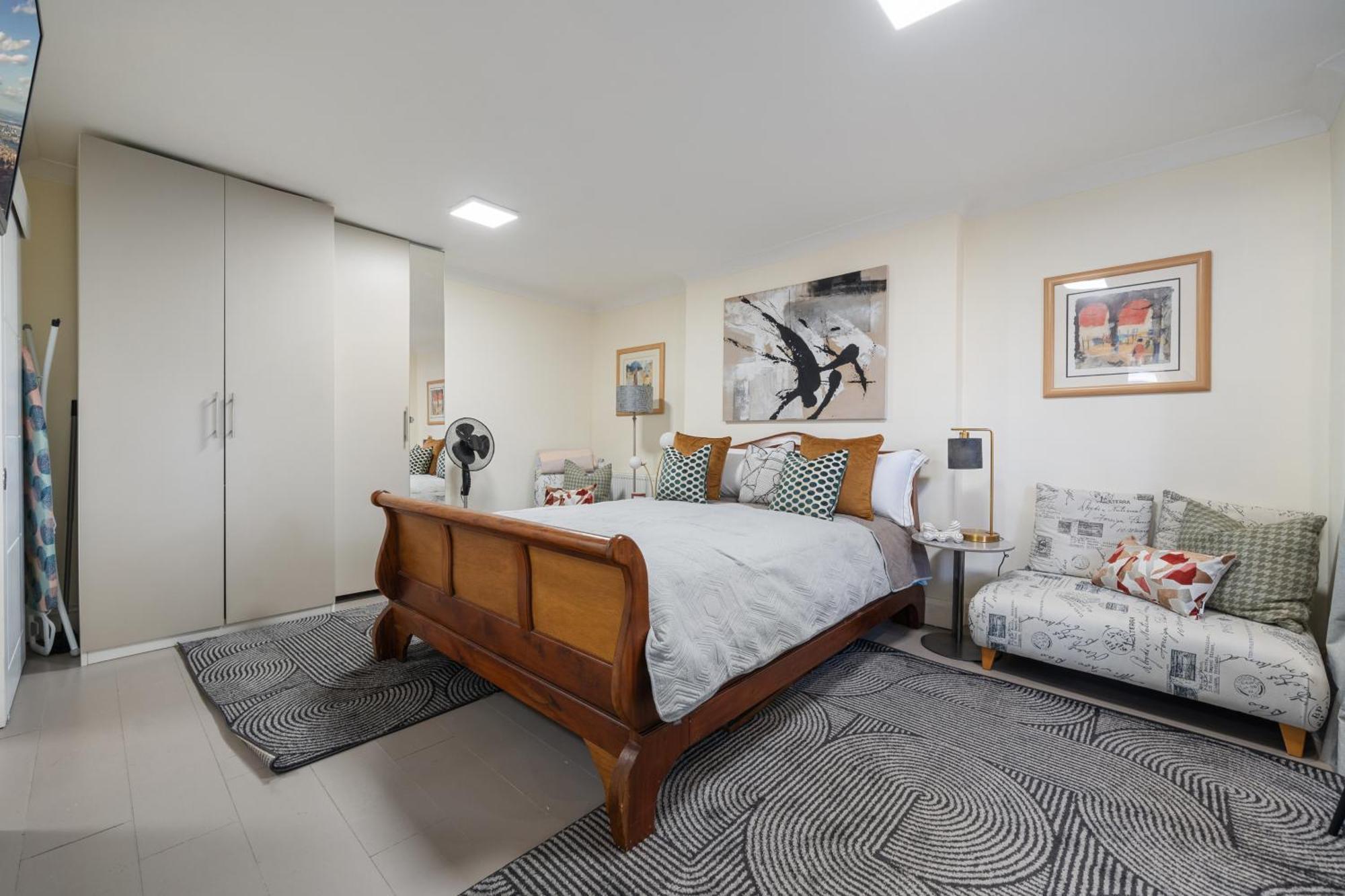Leamington Park Studio With Parking London Eksteriør bilde